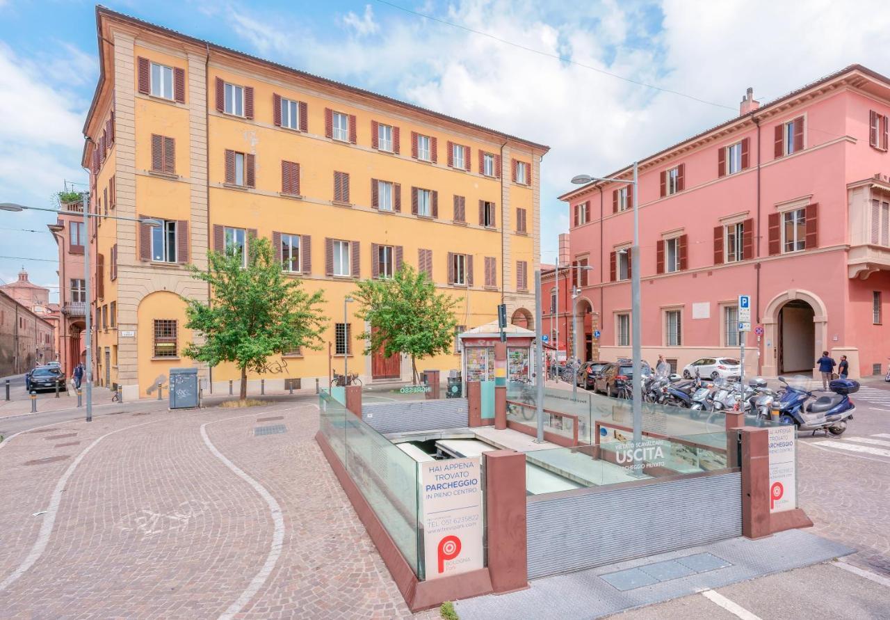 Attico Di Via D'Azeglio Bolonha Exterior foto