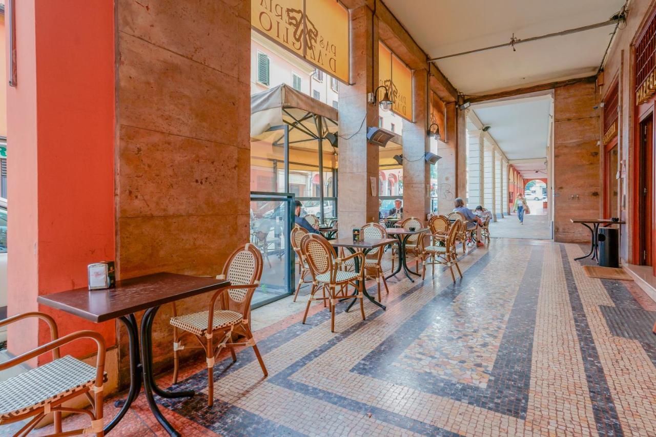 Attico Di Via D'Azeglio Bolonha Exterior foto