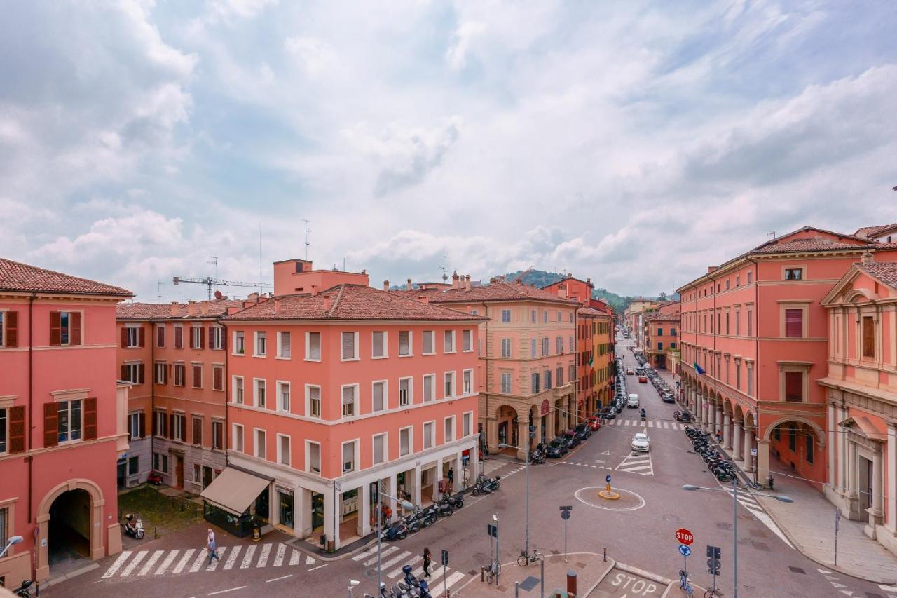 Attico Di Via D'Azeglio Bolonha Exterior foto